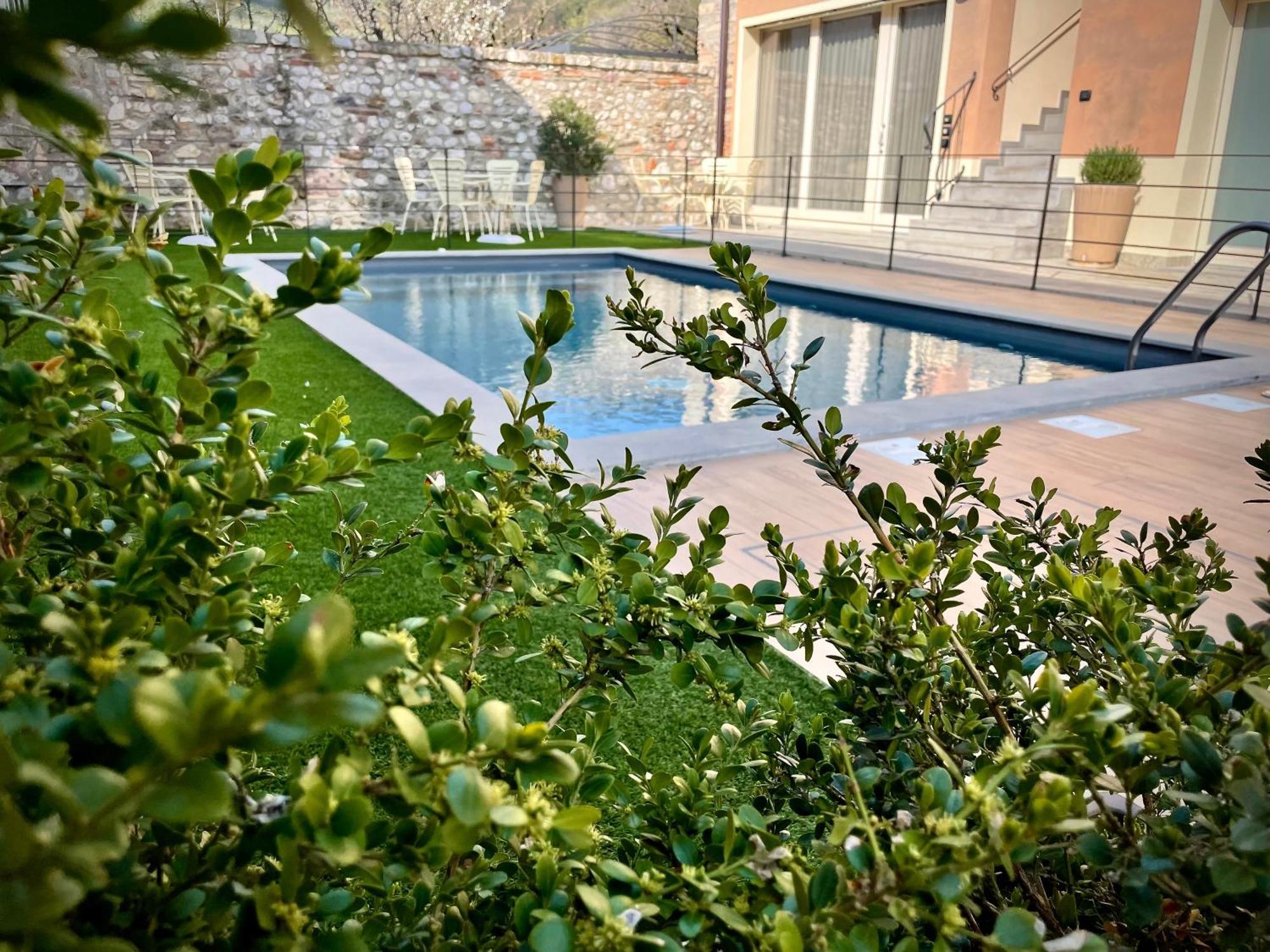 Villa Fontanelle Gardapartments 波尔佩纳泽德尔加尔达 外观 照片