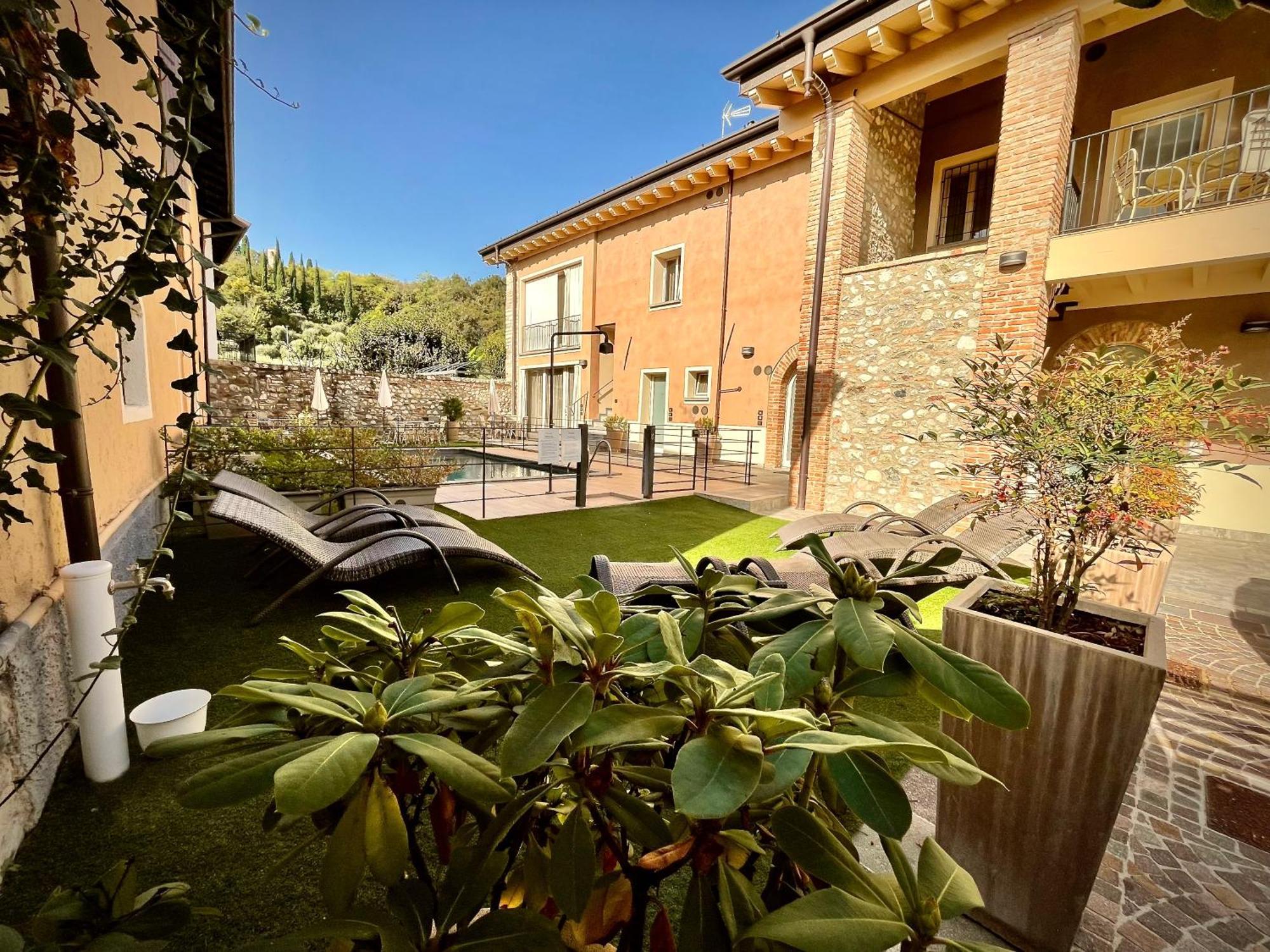 Villa Fontanelle Gardapartments 波尔佩纳泽德尔加尔达 外观 照片