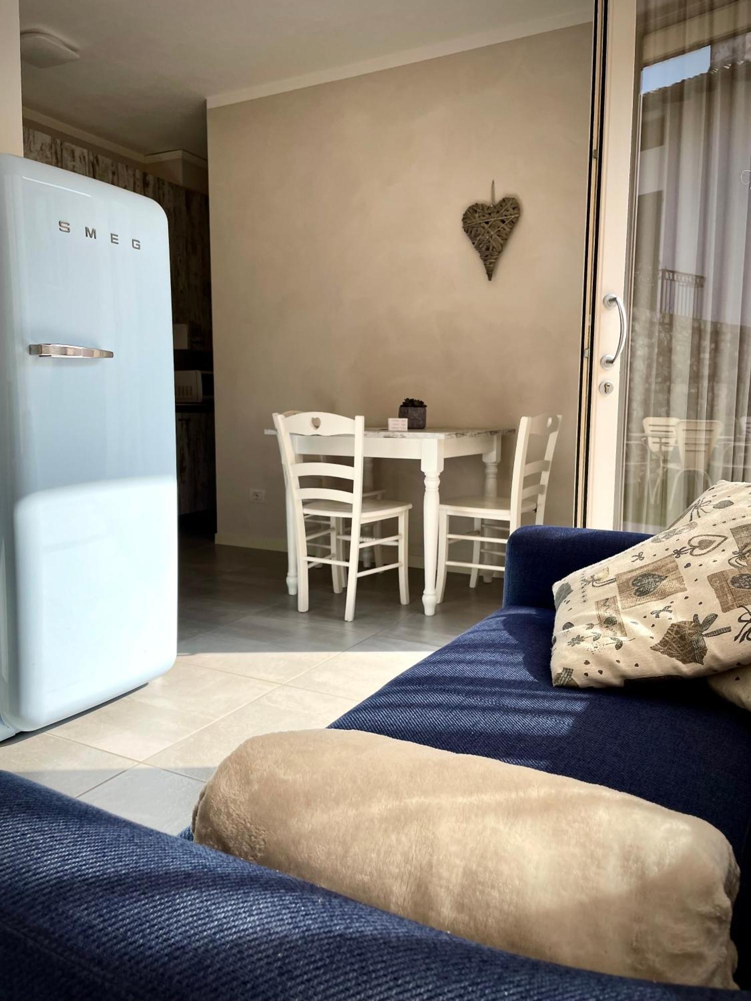 Villa Fontanelle Gardapartments 波尔佩纳泽德尔加尔达 外观 照片