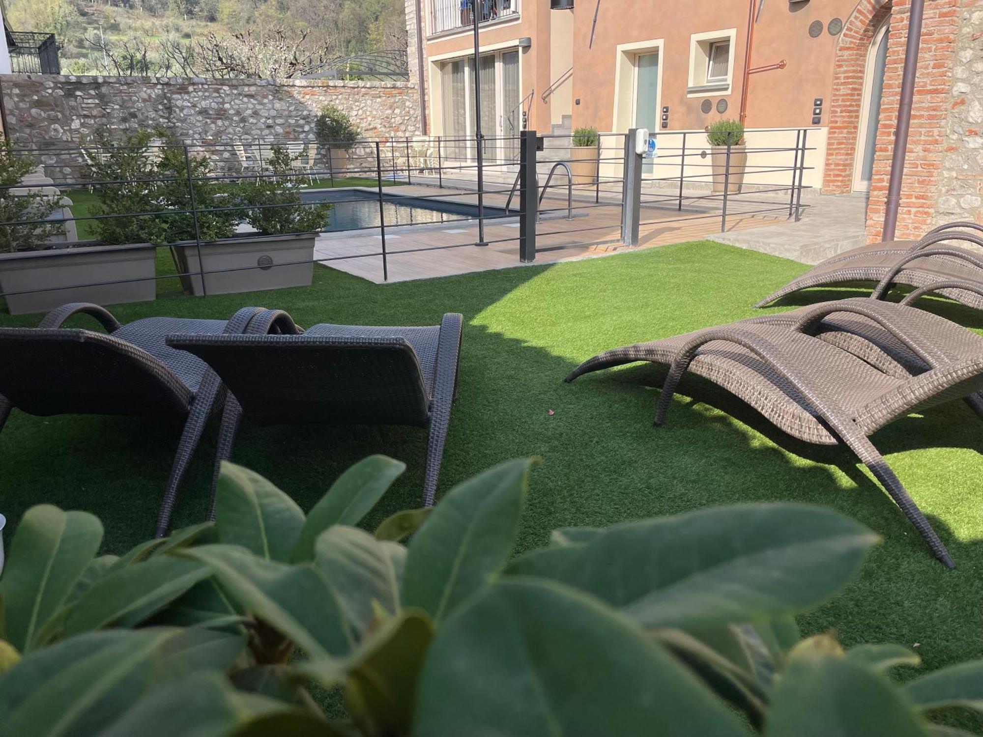 Villa Fontanelle Gardapartments 波尔佩纳泽德尔加尔达 外观 照片